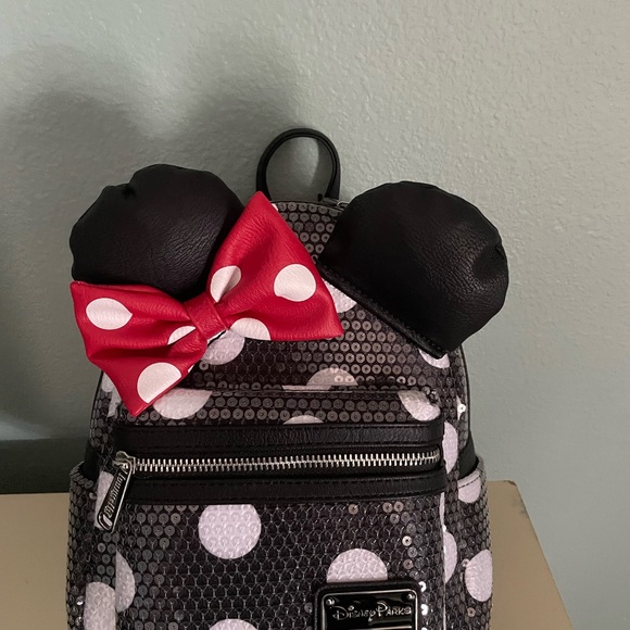 Minnie Mouse Lounge Fly - Picture 3 of 3